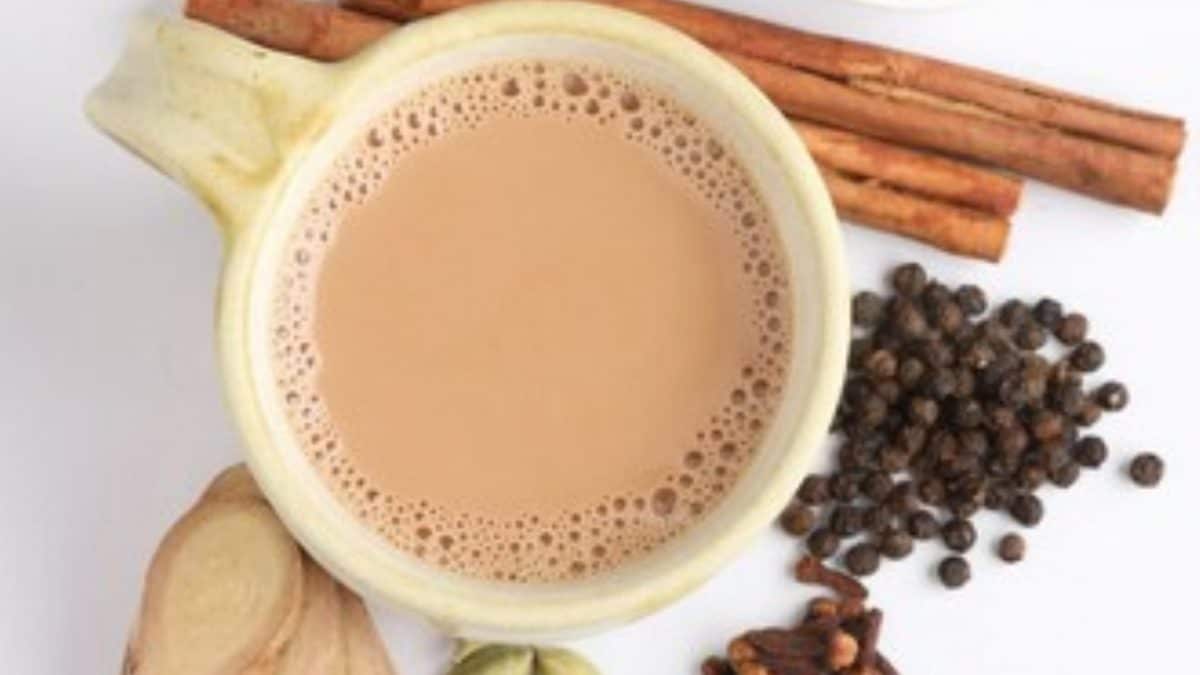 This Monsoon, Know The ‘Right’ Tea To Go With ‘Pakodas’. It Includes Dubai’s Obsession With…