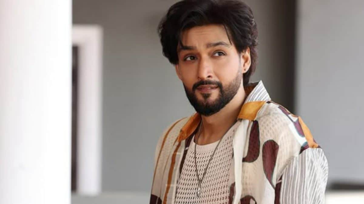 Sourabh Raaj Jain Visits Siddhivinayak Temple Before Tu Dhadkan Main Dil Premiere