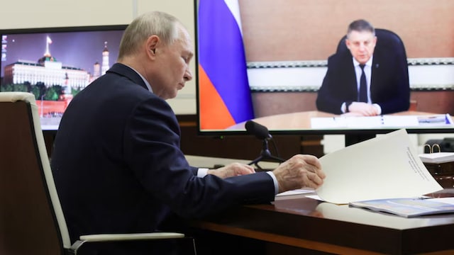 Russian President Vladimir Putin attends a meeting with Governor of the Bryansk region Alexander Bogomaz via a video link from his residence outside Moscow, Russia, February 13, 2025. Sputnik/Gavriil Grigorov/Pool via REUTERS/File Photo