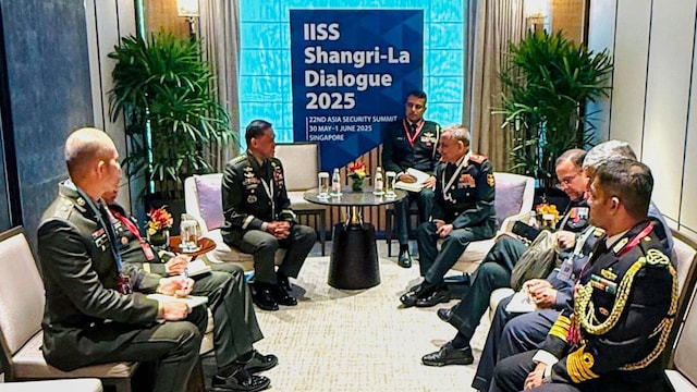 n this image via X/@HQ_IDS_India, Sunday, June 1, 2025, Chief of Defence Staff General Anil Chauhan interacts with General Romeo S. Brawner Jr., Chief of Staff, Armed Forces of the Philippines, on the sidelines of the Shangri-La Dialogue in Singapore. (PTI)