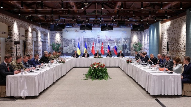 Delegations from Ukraine and Russia met in Istanbul on Monday | Image/X