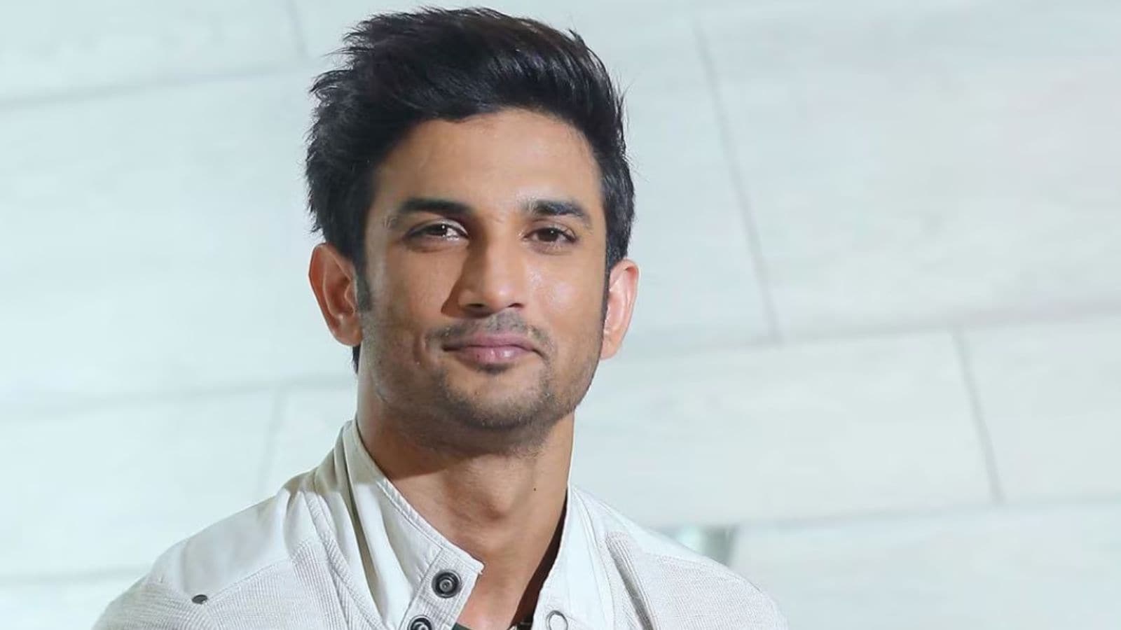 Sushant Singh Rajput Fans Interact With Late Actor Using AI, Family Calls It \'Insensitive\' | Bollywood News - News18