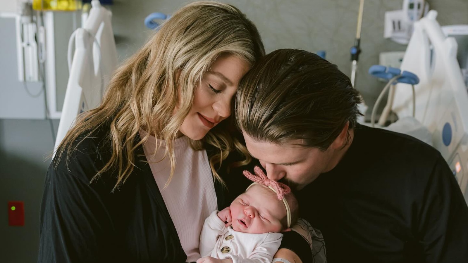 Lauren Alaina Welcomes Baby Girl, Announces New Song