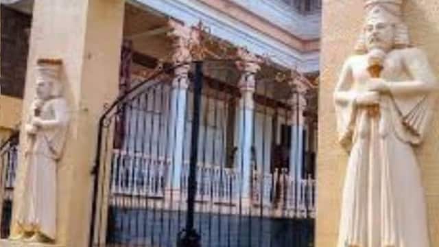 Parsi folklore recounts a symbolic story of their arrival in India (News18 Hindi)