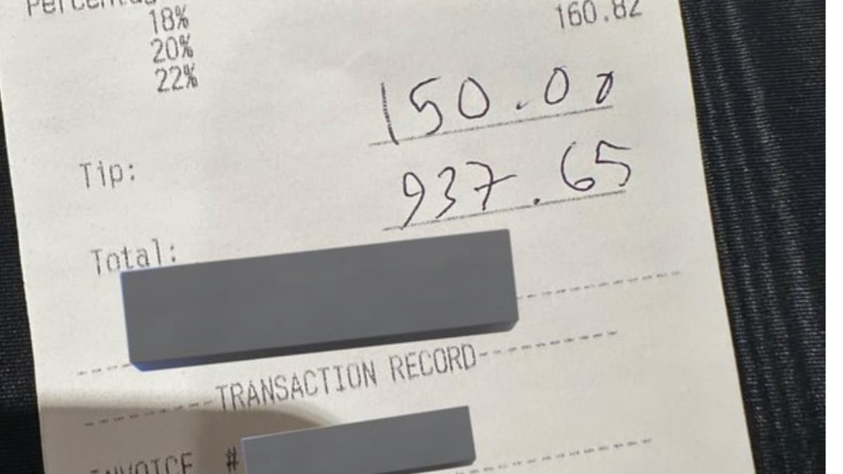 Internet Gasping After Man Reveals Disneyland Breakfast Bill Worth Rs 80,000 Internet Gasping After Man Reveals Disneyland Breakfast Bill Worth Rs 80,000