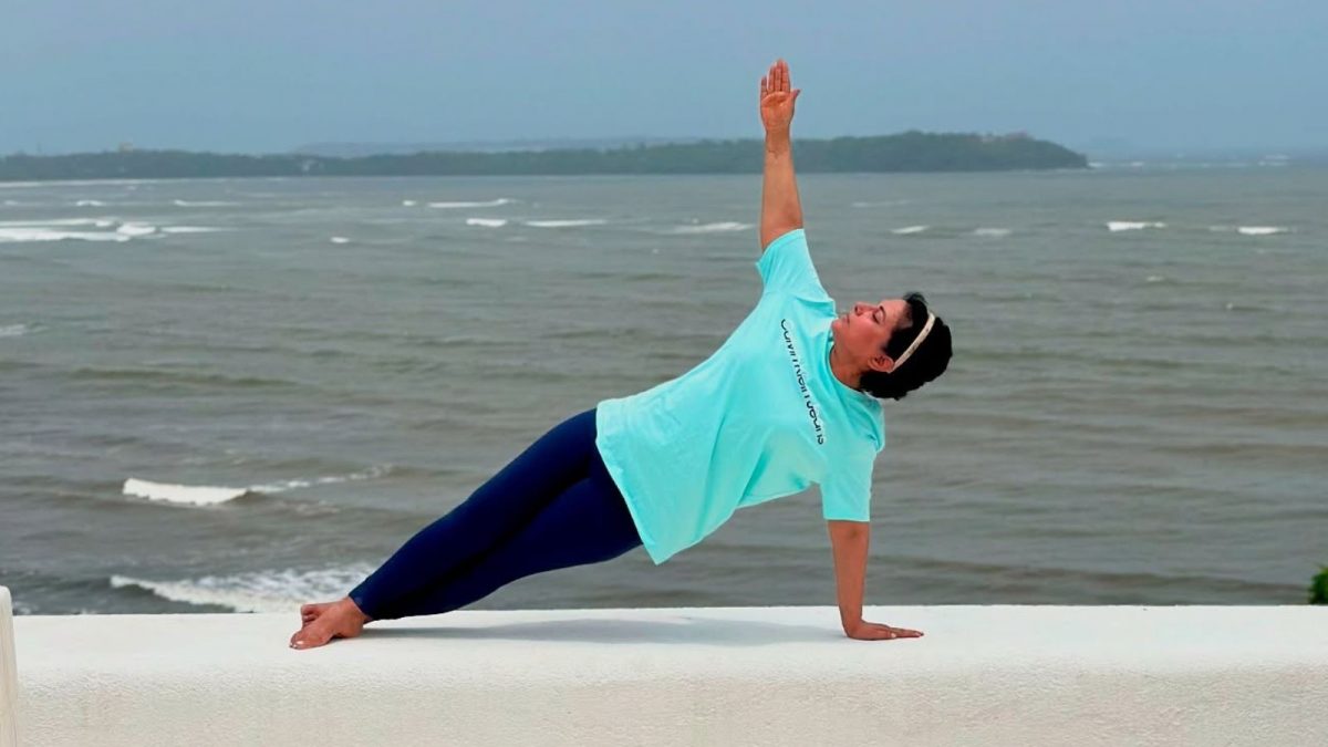 Hina Khan Celebrates Yoga Day in Goa