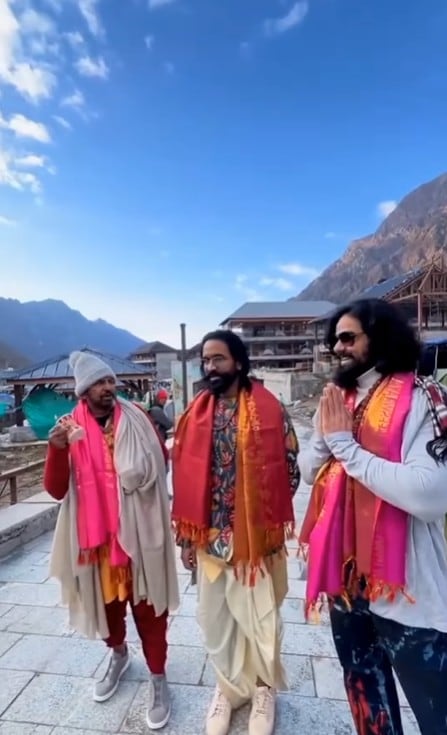 Vishnu Manchu Jyotirlinga visits Vishnu Manchu Jyotirlinga visits
