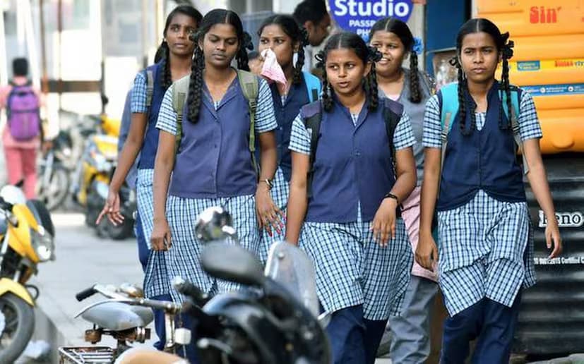 In addition to monitoring attendance, these teachers are responsible for ensuring student discipline and uniform compliance. Each class must be allotted two periods per week for physical education, during which students should actively take part in sports. (News18 Tamil) In addition to monitoring attendance, these teachers are responsible for ensuring student discipline and uniform compliance. Each class must be allotted two periods per week for physical education, during which students should actively take part in sports. (News18 Tamil)