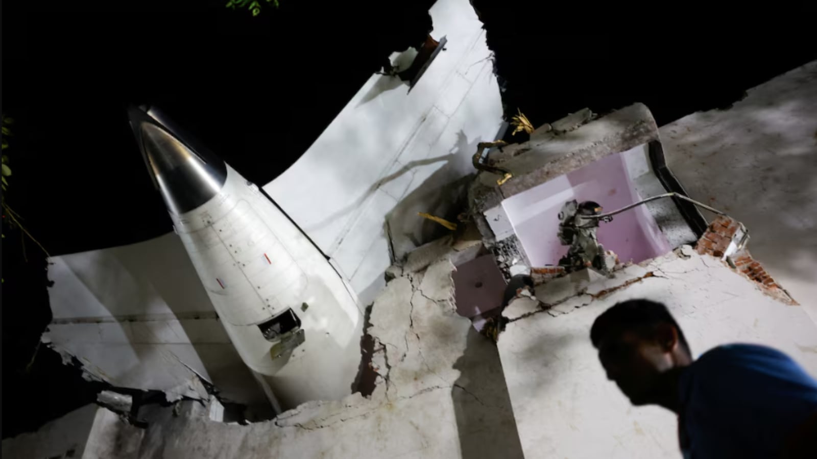 Air India Plane Crash: Helpdesks Established For Insurance And Compensation Claims For Legal Heirs Of Victims