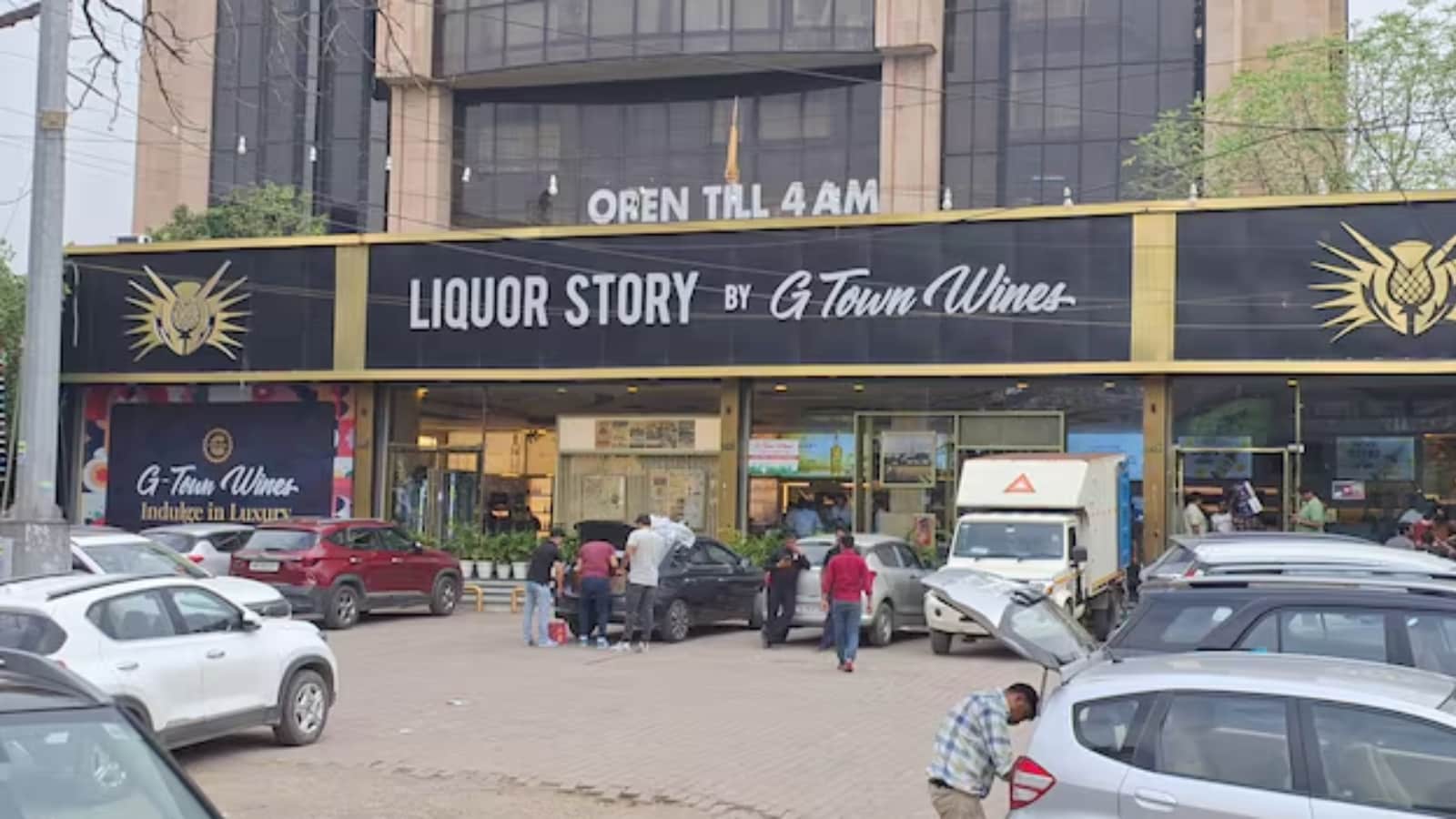 Bristol Chowk Tops Gurgaon Liquor Auction With Highest Bid Of Rs 98.5 Crore Bristol Chowk Tops Gurgaon Liquor Auction With Highest Bid Of Rs 98.5 Crore