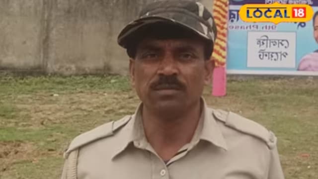 Deepak Maiti reportedly choked on a betel nut, and despite immediate efforts to save him, he died en route to Agra Superspeciality Hospital. (Local18)