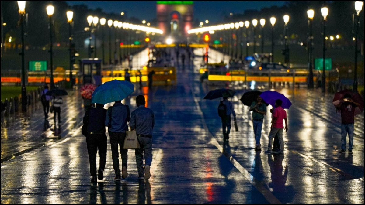 Delhi to trial artificial rain in pollution reduction effort.