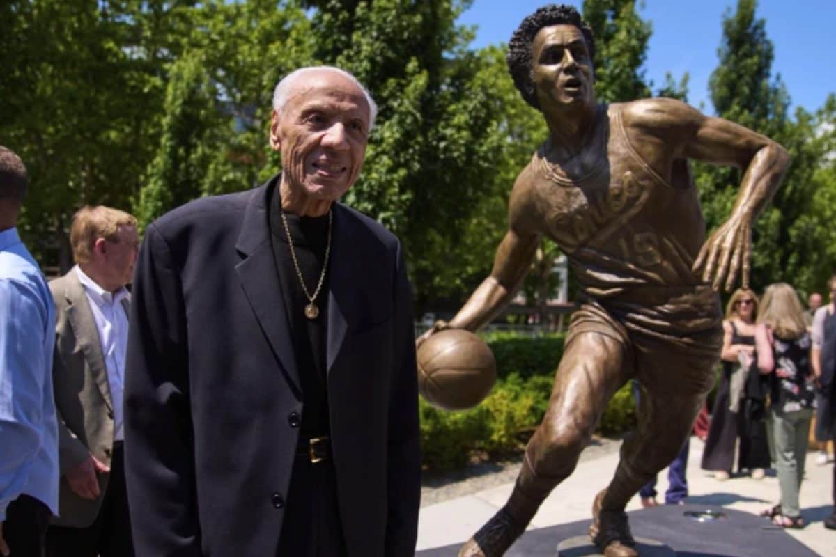NBA: Seattle Supersonics Legend Lenny Wilkens' Statue Unveiled Outside Seattle Arena