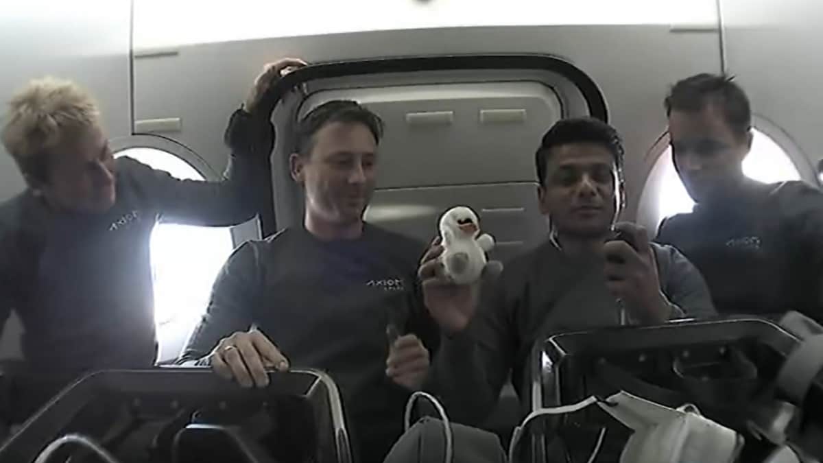 From Gajar Ka Halwa To Joy, Shubhanshu Shukla Takes A Slice Of India To Space From Gajar Ka Halwa To Joy, Shubhanshu Shukla Takes A Slice Of India To Space