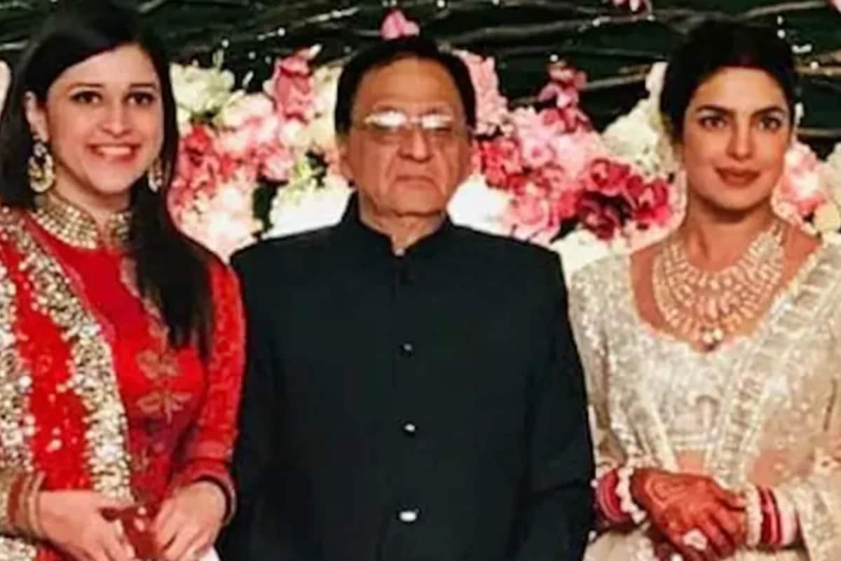 Priyanka Chopra’s Heartfelt Tribute to Mannara Chopra’s Father: ‘Rest Easy Fufaji’ 3 news18 4 2025 06 f2469058dae33296fd65297d273e0225