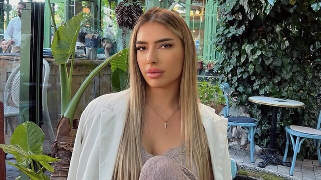 19-year-old Tijana Radonjic showed no signs of fear before take-off and had completed a basic safety training session. (Image via Instagram/tijanaa.radonjic)