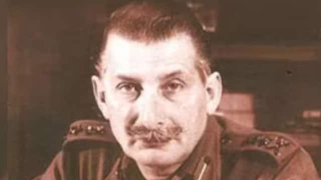 Known as 'Sam Bahadur' among his soldiers, Sam Manekshaw was admired for his simplicity and humane leadership style. (News18 Hindi)