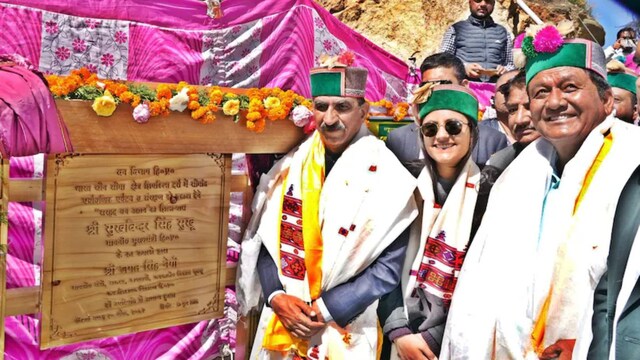 Himachal Pradesh CM Sukhvinder Singh Sukhu laid the foundation stone of the Sarhad Van Udyan, a green development project near the Indo-Tibet border. (News18 Hindi)