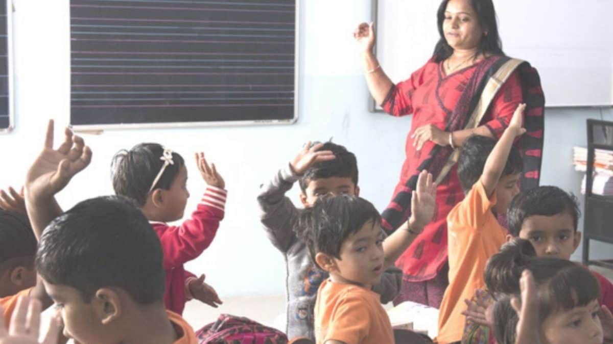 CBSE Begins Application For National Teachers’ Award 2025, Register By July 6 | Education and Career News