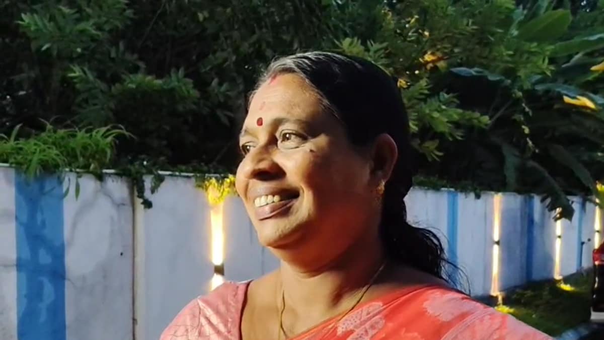 Kerala Panchayat VP Heroically Apprehends Bus Thieves
