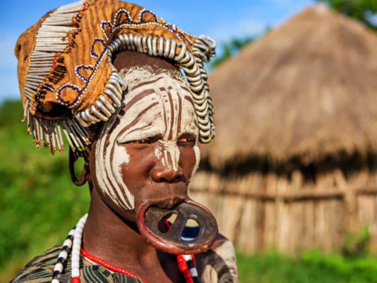 Mursi tribe lip cutting