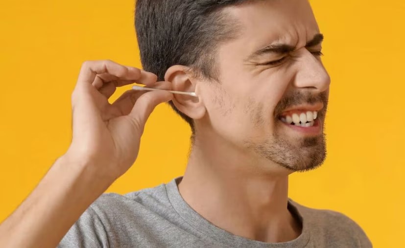 Warm coconut oil or olive oil: This age-old remedy helps soften hardened earwax. Simply warm a small amount of coconut or olive oil and put a drop into your ear while keeping your head tilted. After a few minutes, repeat the same in the other ear. The wax will naturally loosen and come out within a few hours or a day or two.(News18 Telugu) Warm coconut oil or olive oil: This age-old remedy helps soften hardened earwax. Simply warm a small amount of coconut or olive oil and put a drop into your ear while keeping your head tilted. After a few minutes, repeat the same in the other ear. The wax will naturally loosen and come out within a few hours or a day or two.(News18 Telugu)
