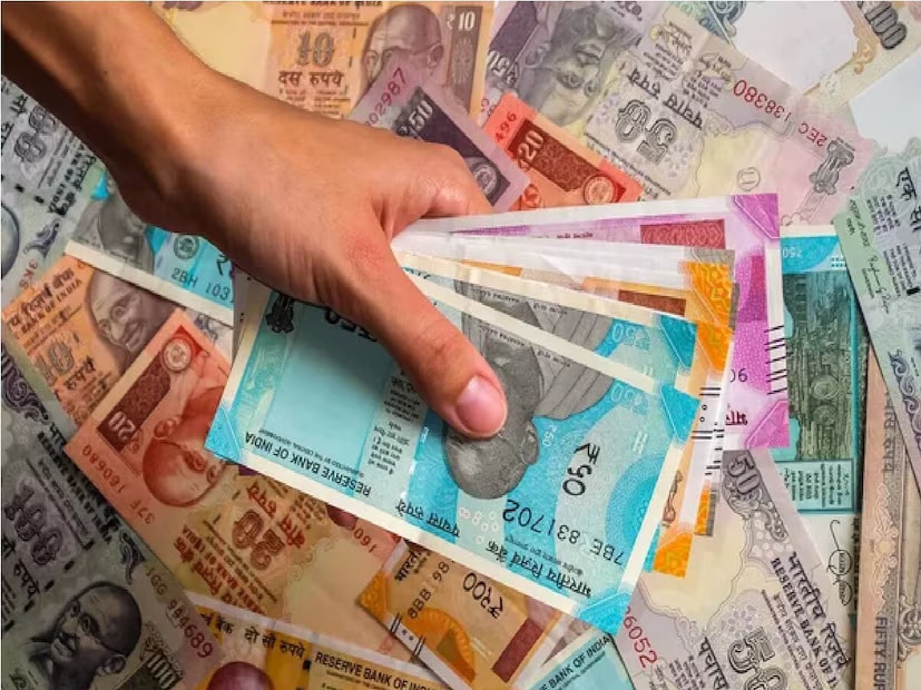 Thailand’s affordable cost of living is one of the biggest draws for Indian travellers. From budget hotels and delicious food to convenient transport, everything fits comfortably within a traveller’s budget. That’s why lakhs of Indians visit Thailand each year. If you’re planning a trip soon, make sure to check the latest currency rates and plan your finances well in advance for a smooth, cost-effective, and enjoyable holiday. (News18 Tamil) Thailand’s affordable cost of living is one of the biggest draws for Indian travellers. From budget hotels and delicious food to convenient transport, everything fits comfortably within a traveller’s budget. That’s why lakhs of Indians visit Thailand each year. If you’re planning a trip soon, make sure to check the latest currency rates and plan your finances well in advance for a smooth, cost-effective, and enjoyable holiday. (News18 Tamil)
