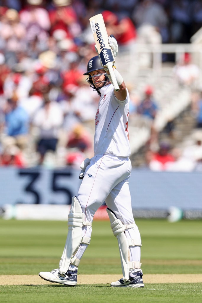 England's Jamie Smith celebrates after scoring fifty runs during the third cricket test match between England and India at Lord's cricket ground in London, Friday, July 11, 2025. (AP Photo/Richard Pelham) England's Jamie Smith celebrates after scoring fifty runs during the third cricket test match between England and India at Lord's cricket ground in London, Friday, July 11, 2025. (AP Photo/Richard Pelham)