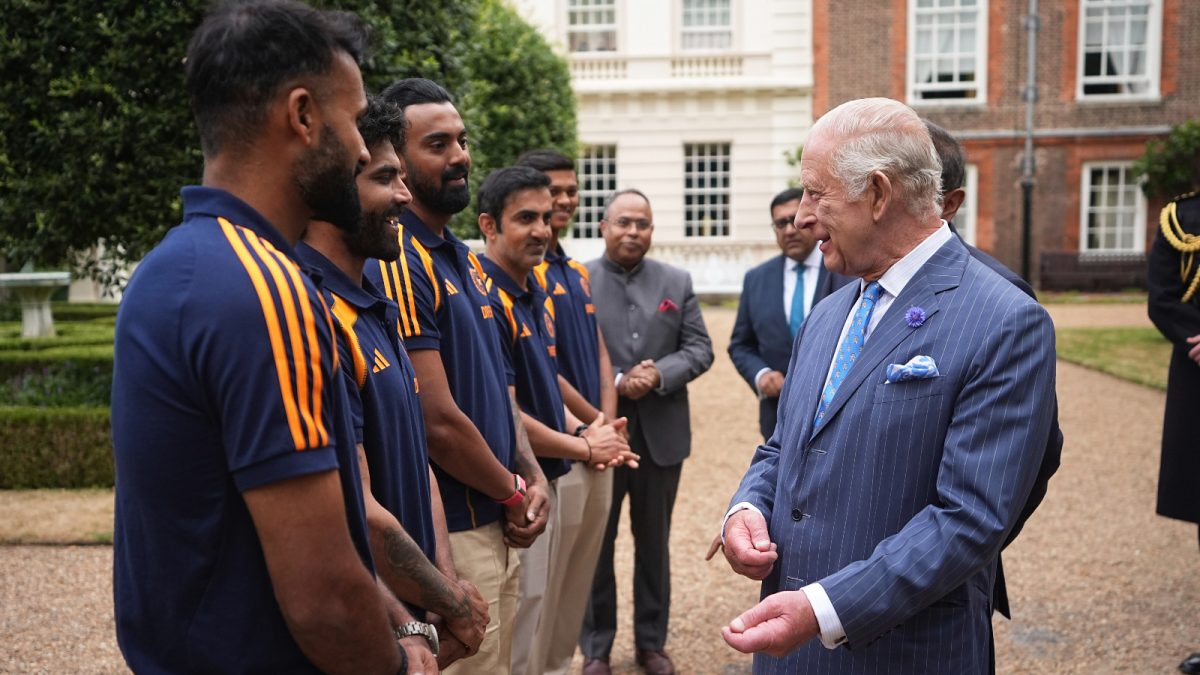 King Charles Praised for Knowledge of Indian Cricketers' Personal Lives