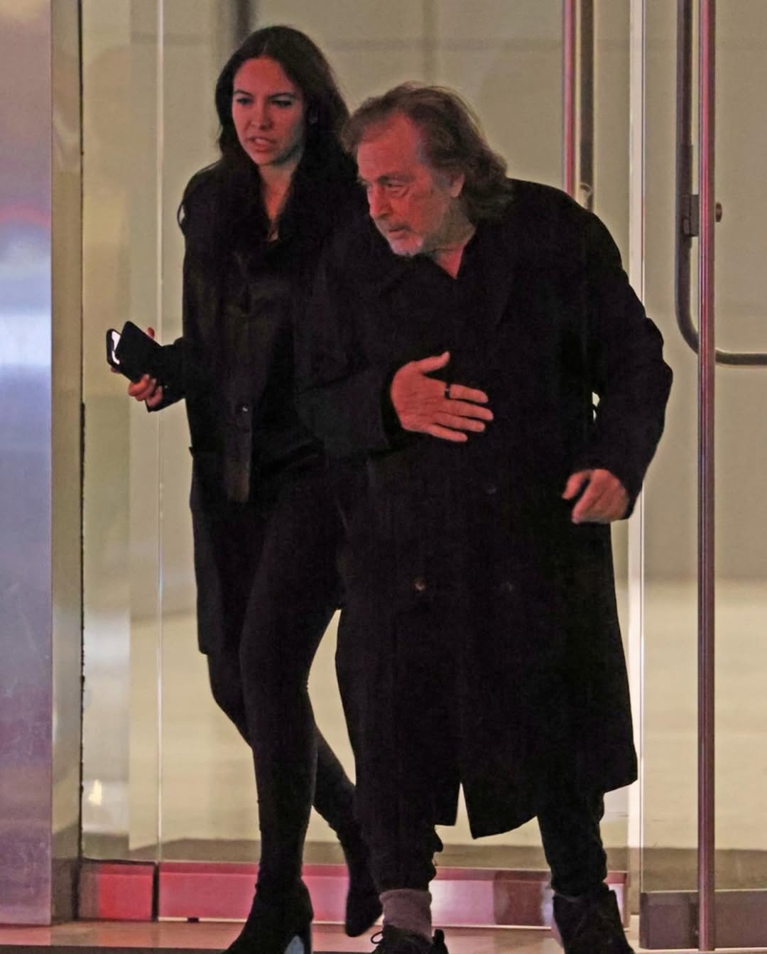 Hollywood Couples With Jaw Dropping Age Gaps Can You Guess Them All hollywood-couples-with-jaw-dropping-age-gaps-can-you-guess-them-all