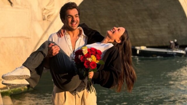 Ashish Chanchlani, Elli AvrRam CONFIRM Relationship With Romantic Photo? Fans Congratulate | Web-series News - News18