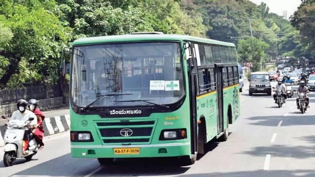 Bengaluru Entrepreneur Ditches Auto, Takes BMTC Bus Ride In ‘Protest Against Stupid’ Fares