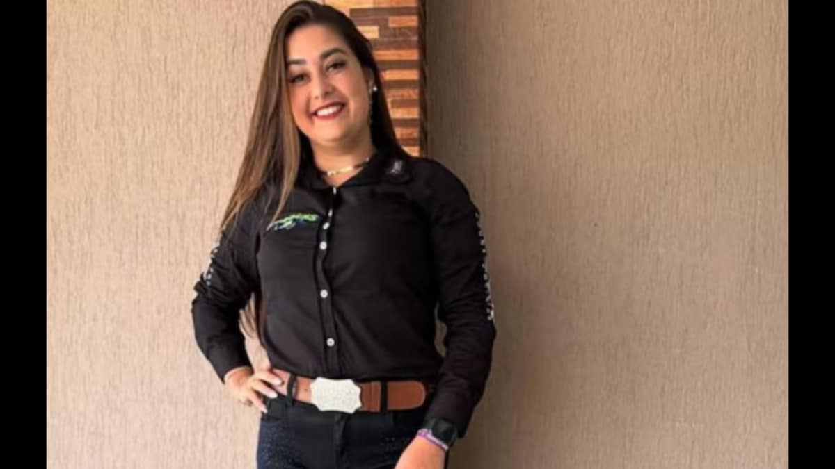 Rare Disease Made This Brazilian Woman’s Breasts Grow To 12kg In Months