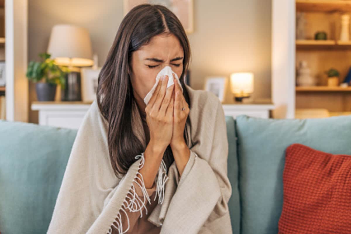 Coughing Already? Here’s How To Survive The Smog And Winter Allergies
