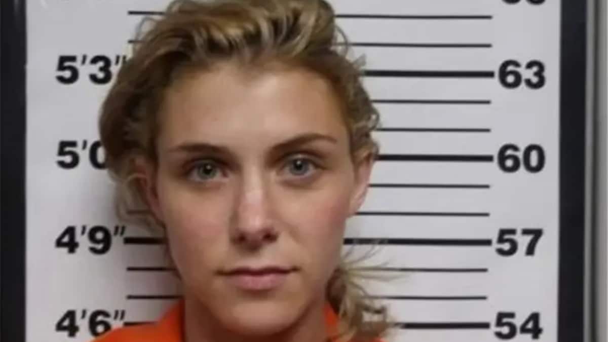 Teacher Avoids Jail After Sending Inappropriate Content to Student