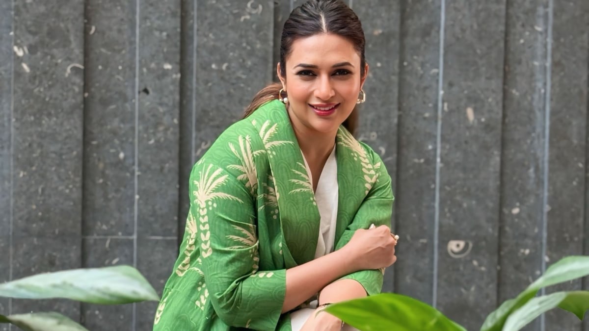 Divyanka Tripathi Serves Green Energy Like A True Queen Of The Fashion Realm Divyanka Tripathi Serves Green Energy Like A True Queen Of The Fashion Realm