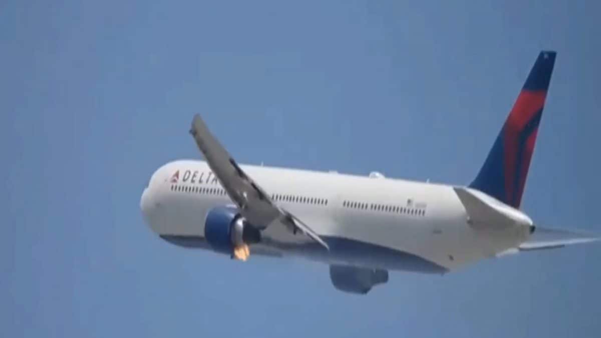 Flames Shoot Out Of Delta’s Boeing 767 During Take Off In Los Angeles | Watch