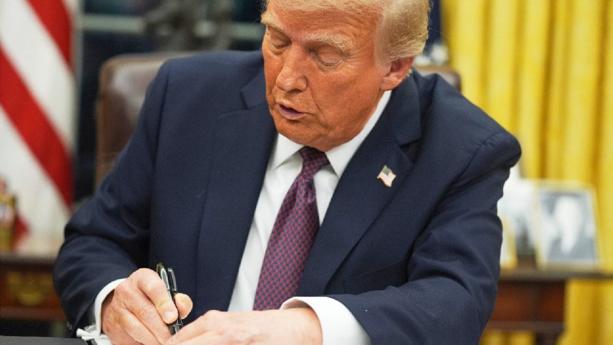 Trump’s Order To Strip Citizenship Rights From Babies Born To Immigrants In US Put On Hold