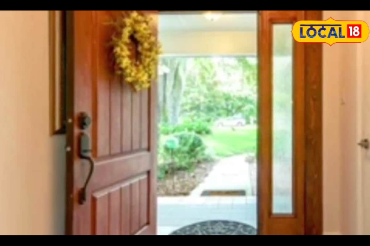 Doors Jamming And Creaking In Rainy Season? Try These 5 No-Carpenter Hacks