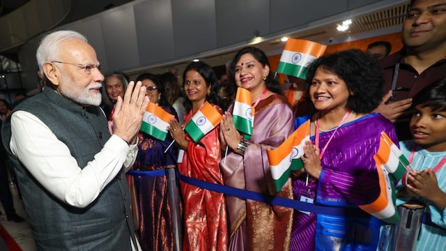  X/@narendramodi)