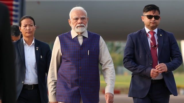  X/@narendramodi)