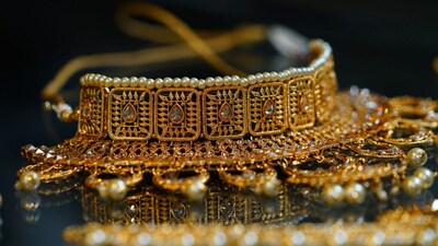 Gold jewellery can lose its shine with regular use.