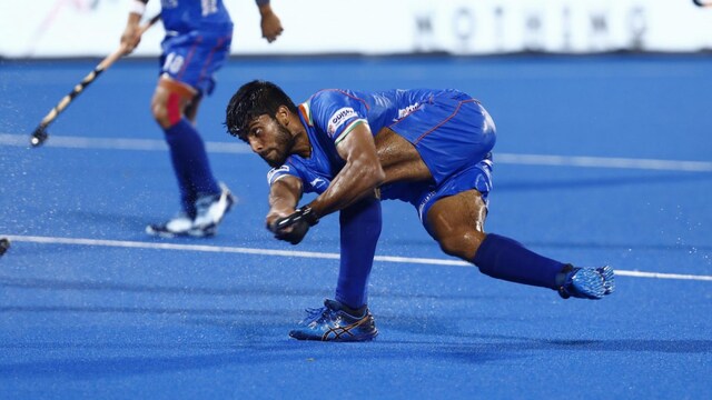 Varun Kumar wants to reclaim his spot in the senior team. (X/@TheHockeyIndia)