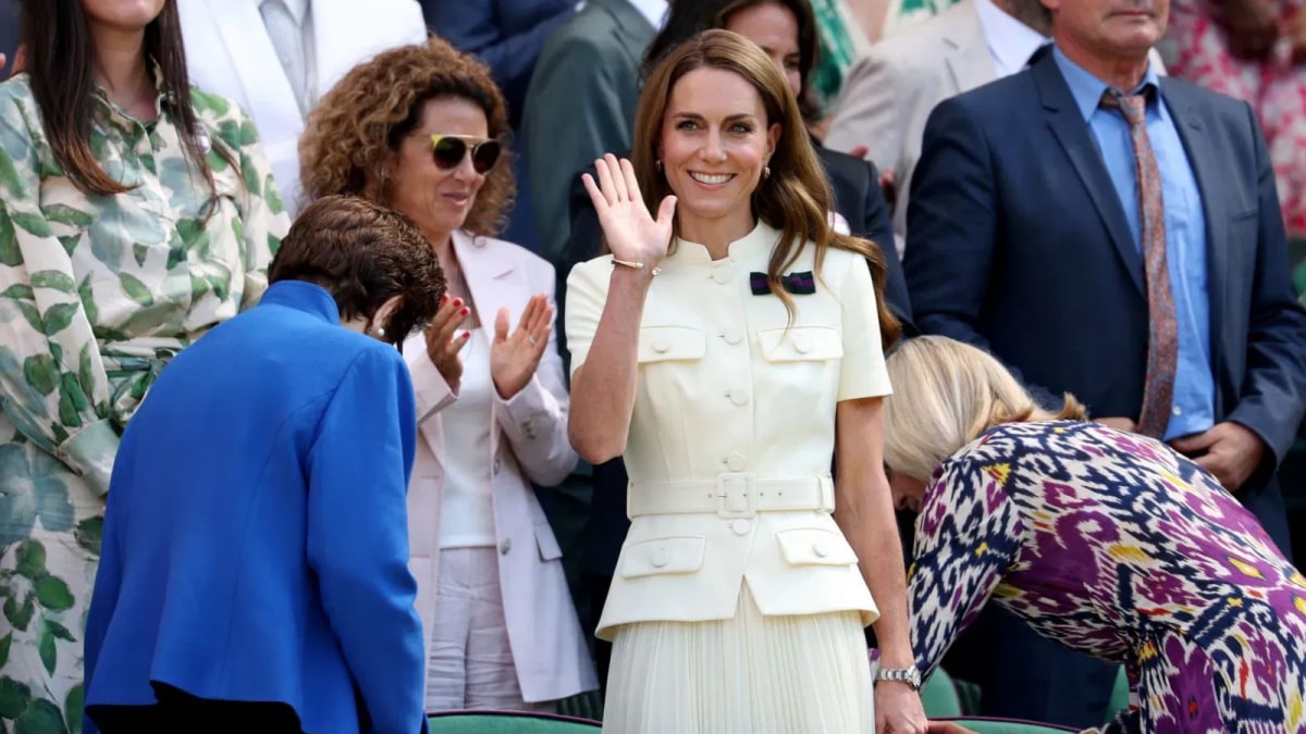 Kate Middleton Serves Classic Sophistication At Wimbledon 2025 In An All-White  Self-Portrait Ensemble | Lifestyle News - News18