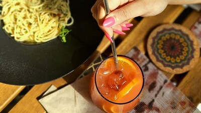 With Delhi NCR’s buzzing café culture, brunch here has become less of a meal and more of a weekend ritual