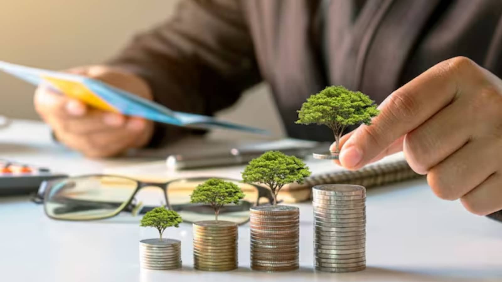 De acordo com o relatório, entre Agosto de 1996 e Agosto de 2025, o SIP gerou um retorno máximo de 55,6 por cento e um retorno mínimo de -24,6 por cento.