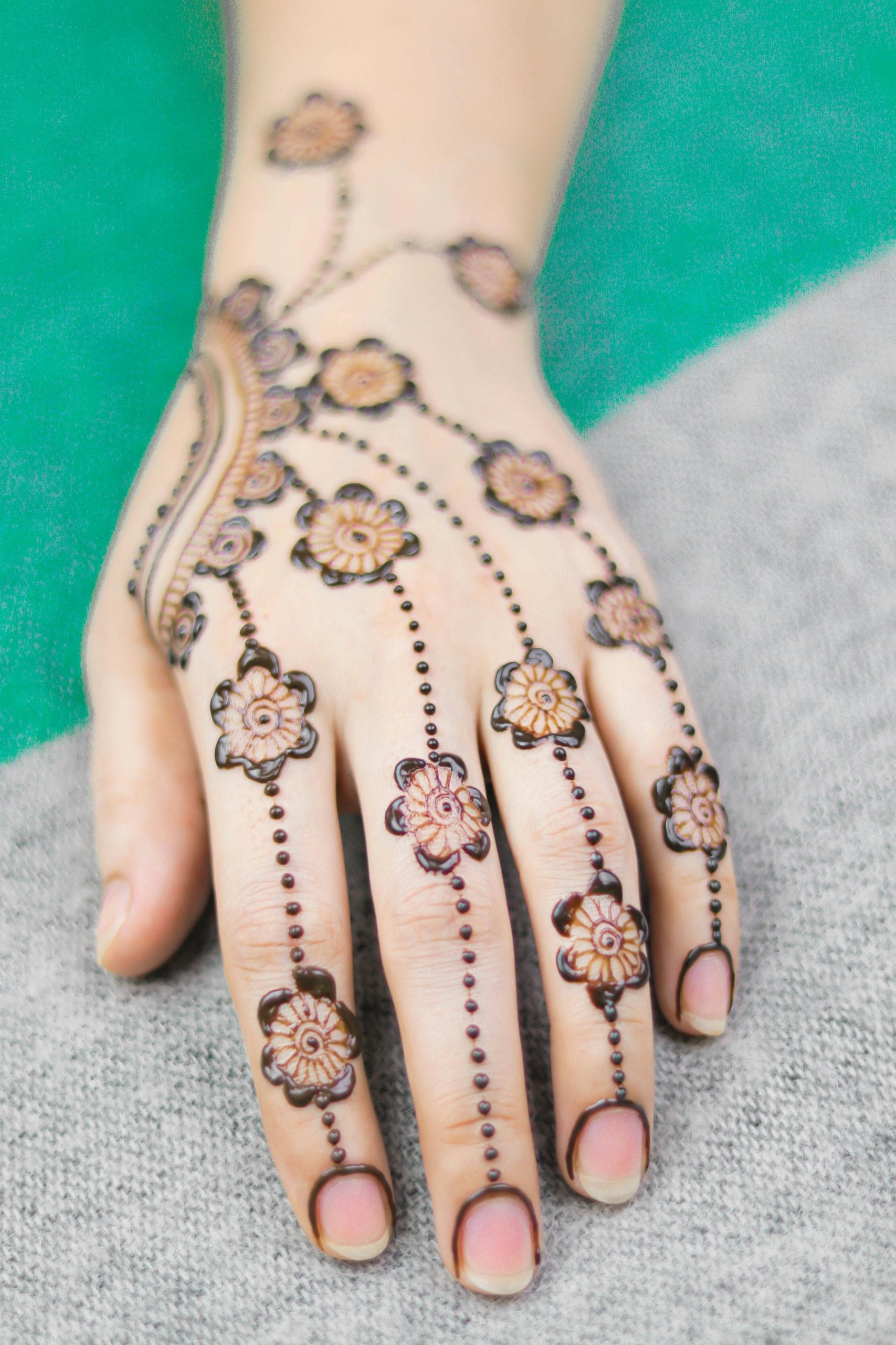 Hariyali Teej 2025: Beautiful Mehendi Designs To Celebrate The Festival Hariyali Teej 2025: Beautiful Mehendi Designs To Celebrate The Festival