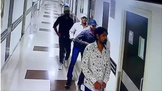 Firing at Patna hospital by armed men (Screengrab/CCTV video)