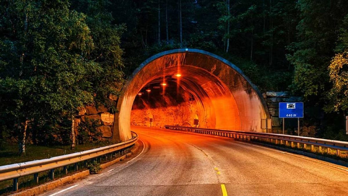 Bengaluru MP Tejasvi Surya Slams Rs 18,000-Cr Tunnel Plan As Elitist, Demands Focus On Public Transport | Auto News