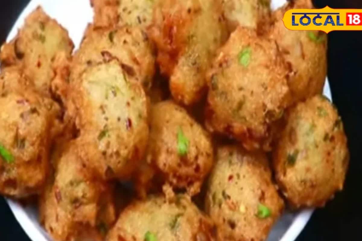 Monsoon Recipe: Make Crispy Sooji Pakoras At Home